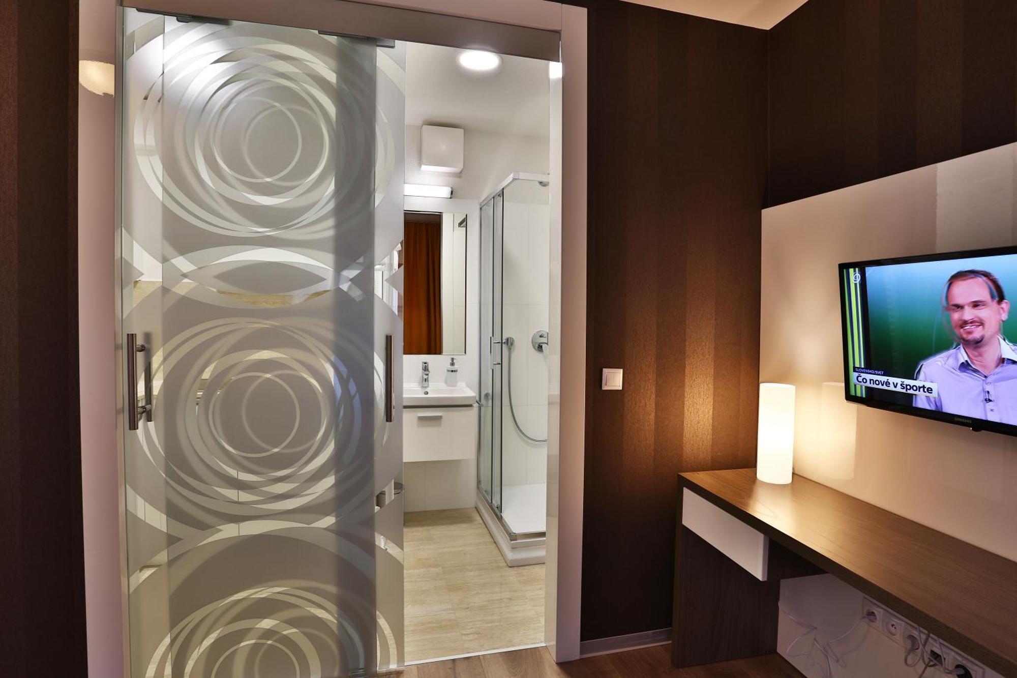 วีไอพี อพาร์ตเมนต์ Apartment บราติสลาวา ห้อง รูปภาพ