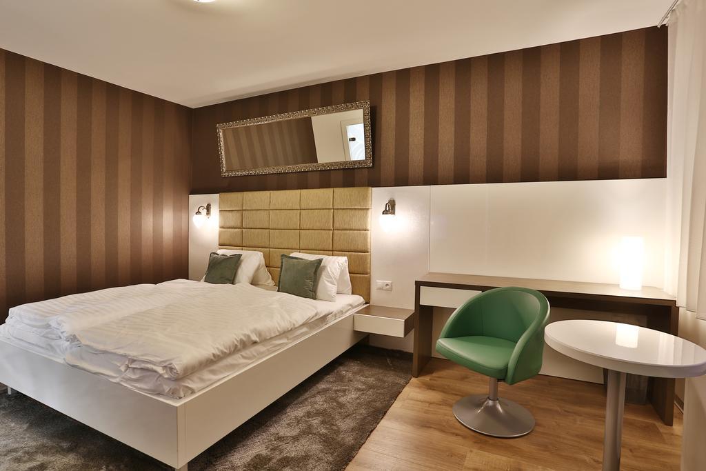วีไอพี อพาร์ตเมนต์ Apartment บราติสลาวา ห้อง รูปภาพ